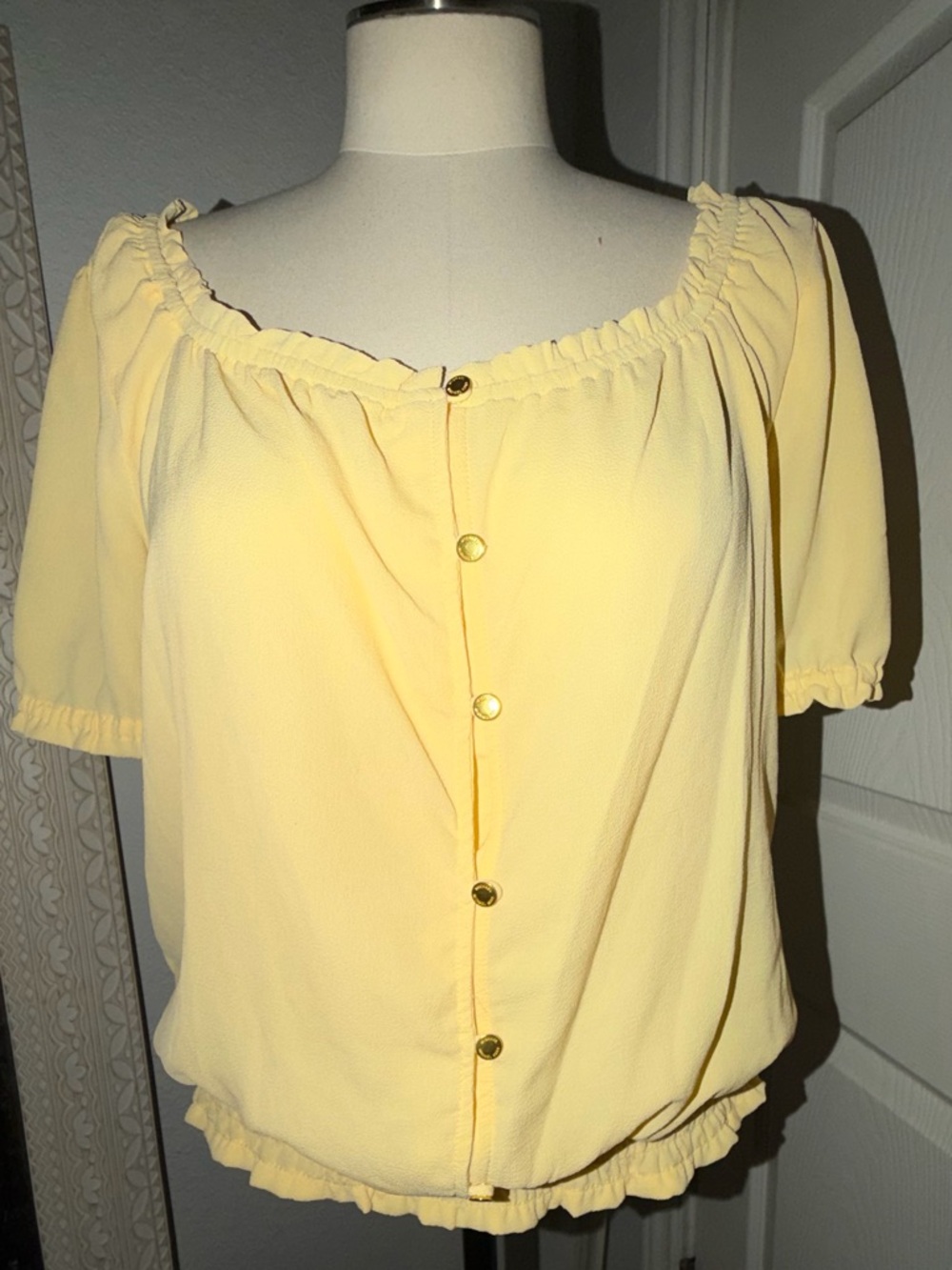 Michael Kors Pale Yellow Off-Shoulder Button Front Blouse